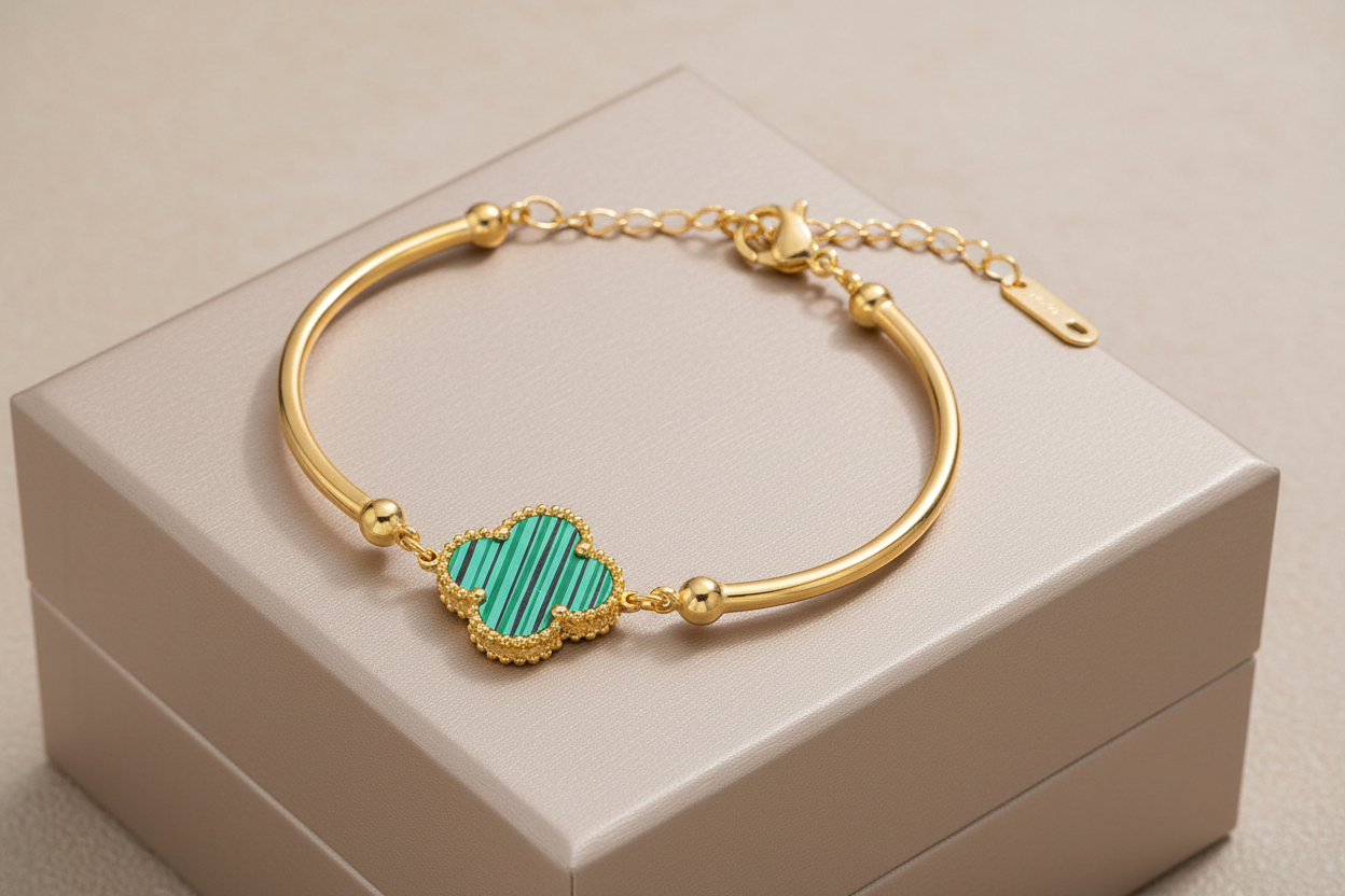 18k Gold-Plated Green Clover Bracelet