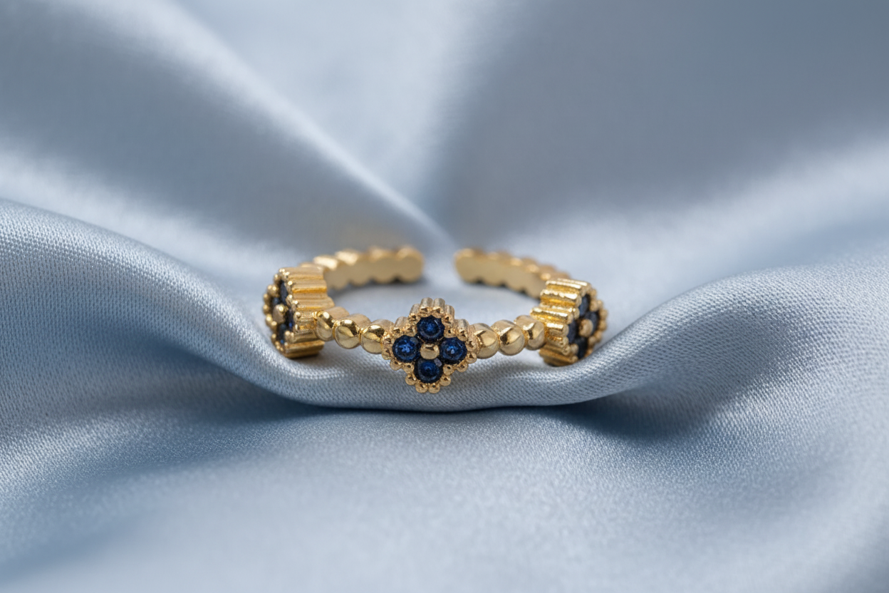 18K Gold-Plated Midnight Blue Mini Clover Ring