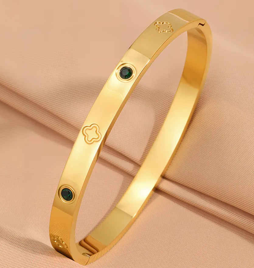 24k Gold-Plated Clover & Emerald Cubic Zirconia Bracelet